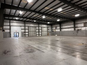 3337 Business Cir, North Charleston, SC for lease Interior Photo- Image 1 of 1