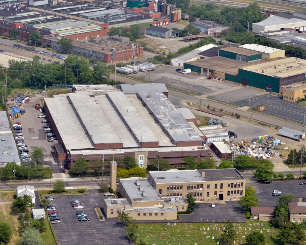 1111 E 200th St, Euclid, OH for sale Building Photo- Image 1 of 1