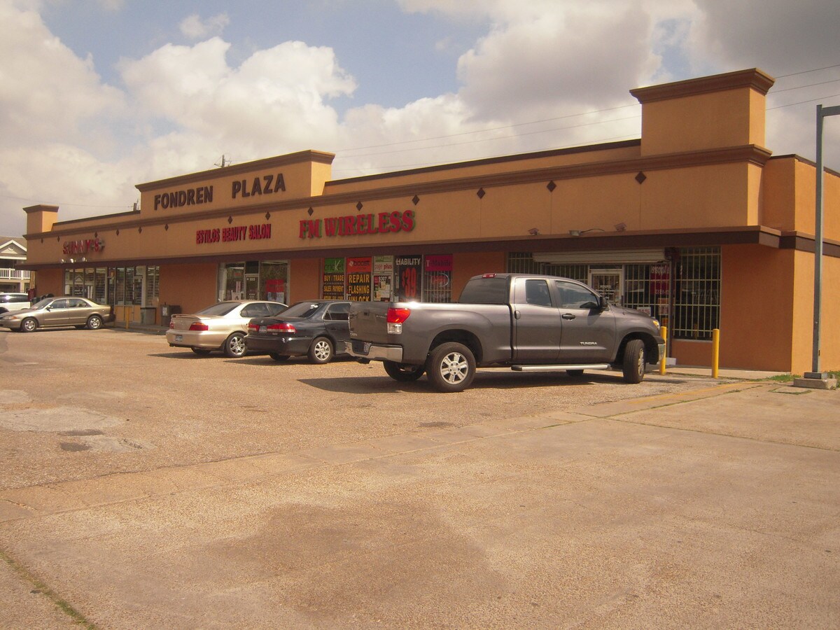 9309 Fondren Rd, Houston, TX 77074