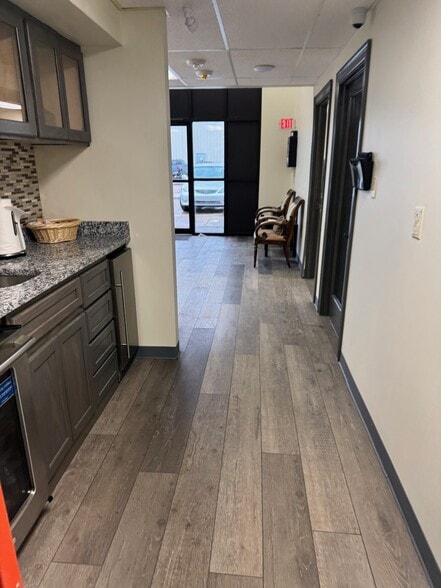 5309 E Pine St, Tulsa, OK for lease - Building Photo - Image 2 of 13