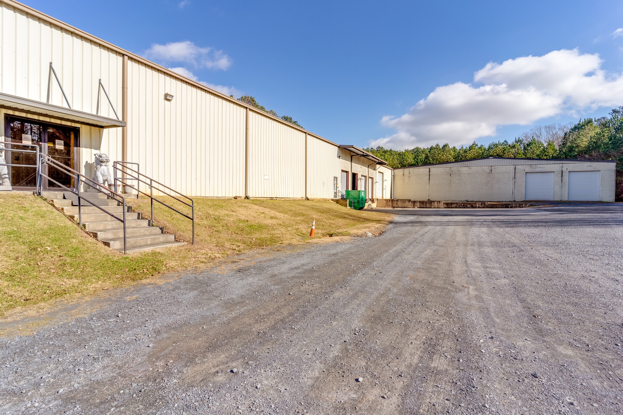 520 Lovers Lane Rd, Calhoun, GA 30701 Industrial for Sale
