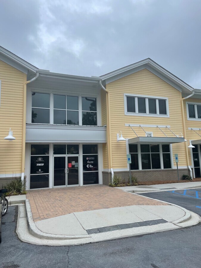 3850 Bessemer Rd, Mount Pleasant, SC 29466