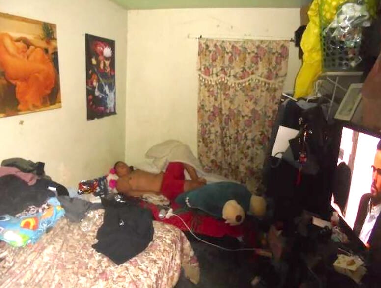 519 E Oaks St, Compton, CA for sale - Interior Photo - Image 2 of 13