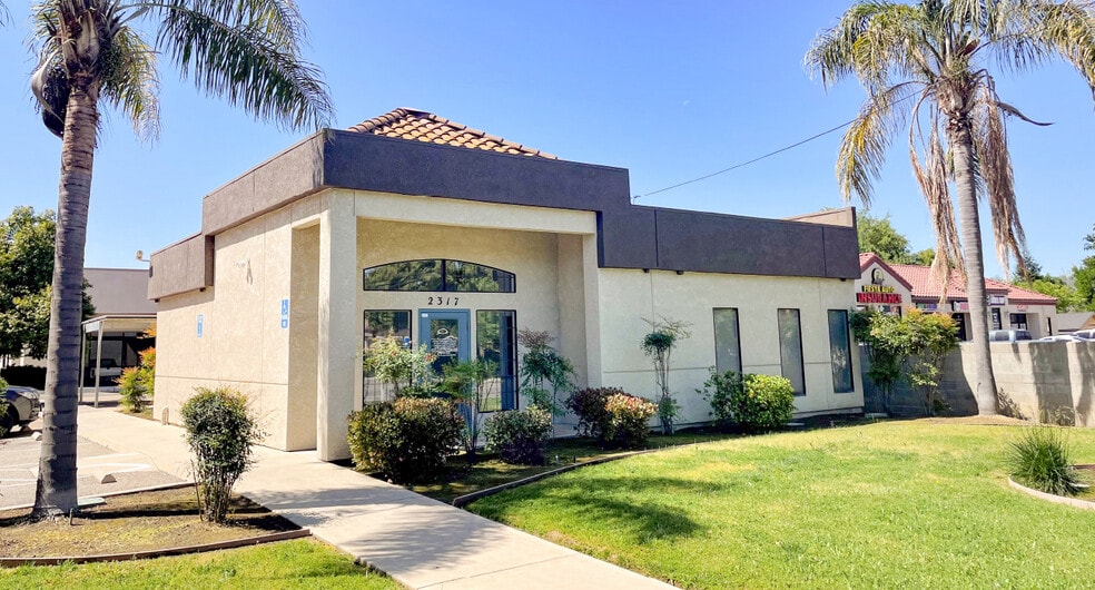 2317 Jensen Ave, Sanger, CA for sale - Building Photo - Image 1 of 5