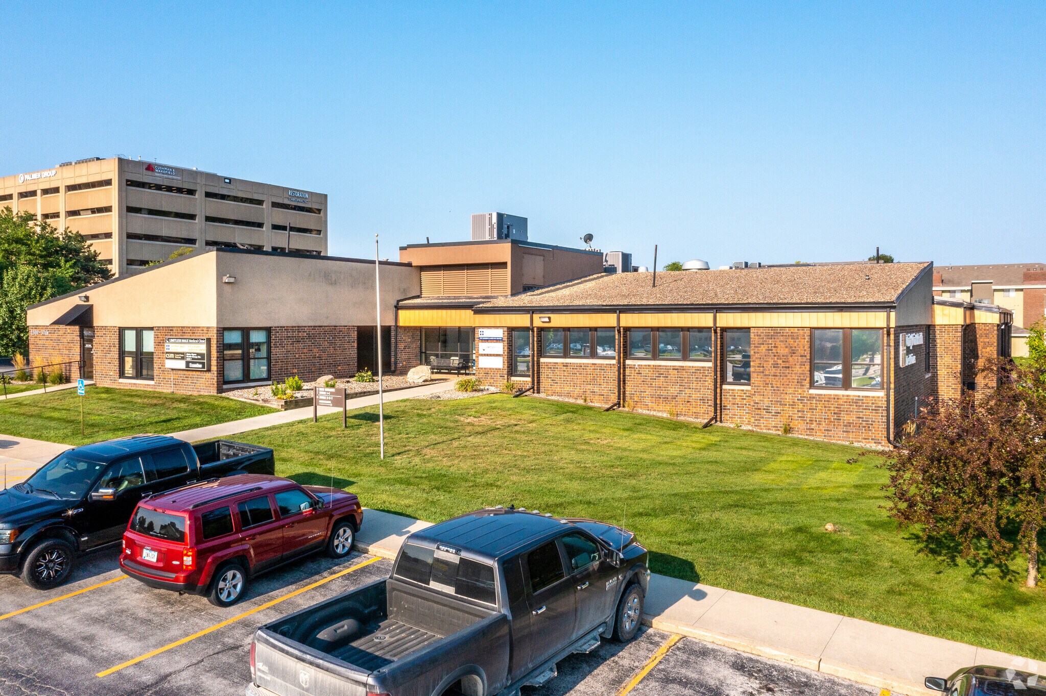 1300 37th St, West Des Moines, IA for sale Building Photo- Image 1 of 1