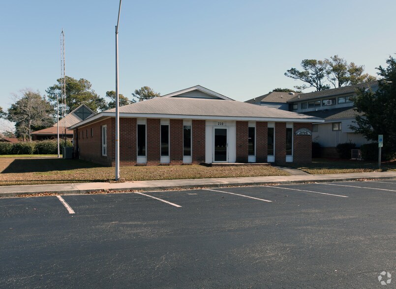 210 Penny Ln, Morehead City, NC for lease - Primary Photo - Image 1 of 2