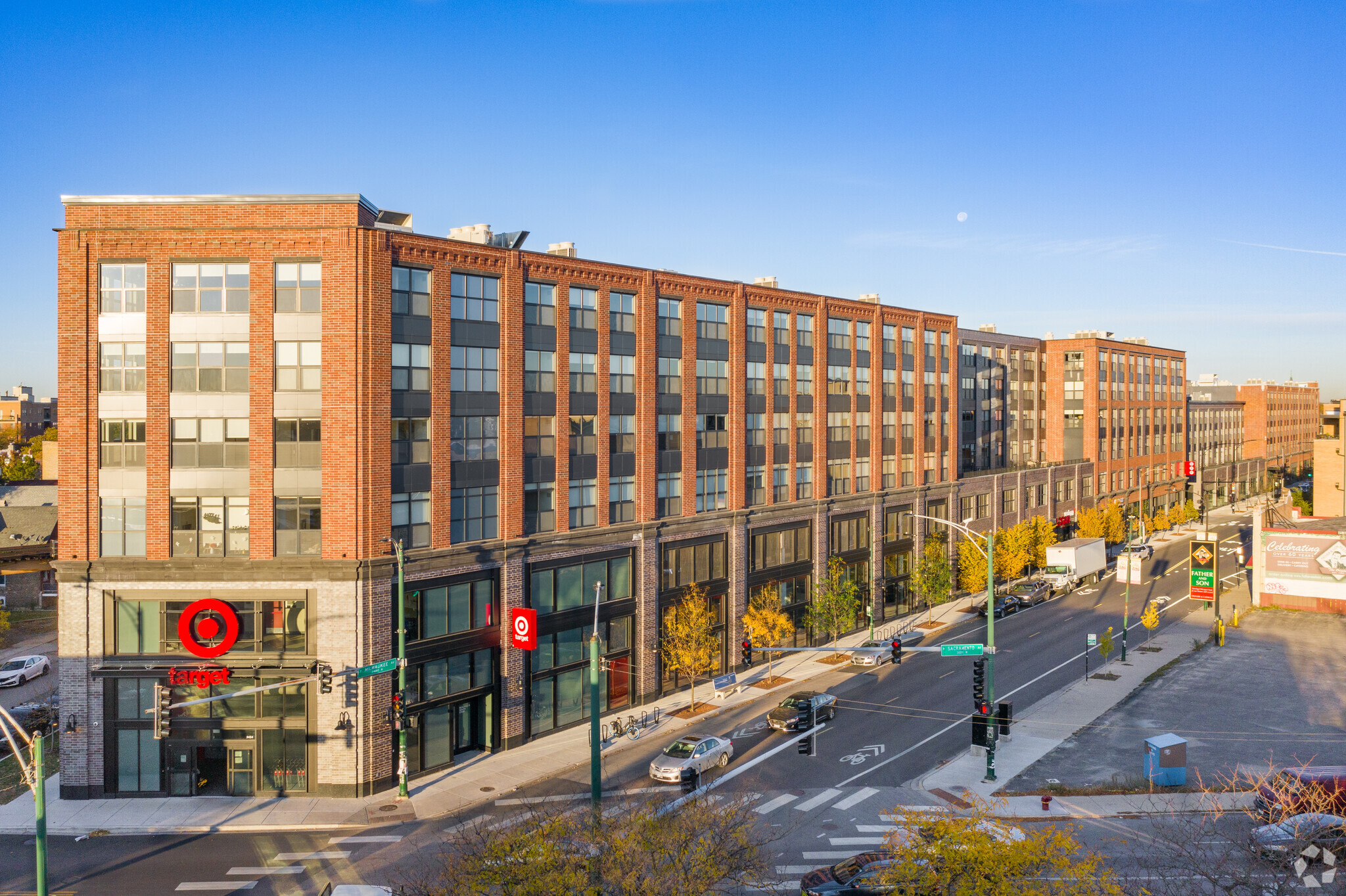 2500 N Milwaukee Ave, Chicago, IL for lease Building Photo- Image 1 of 5