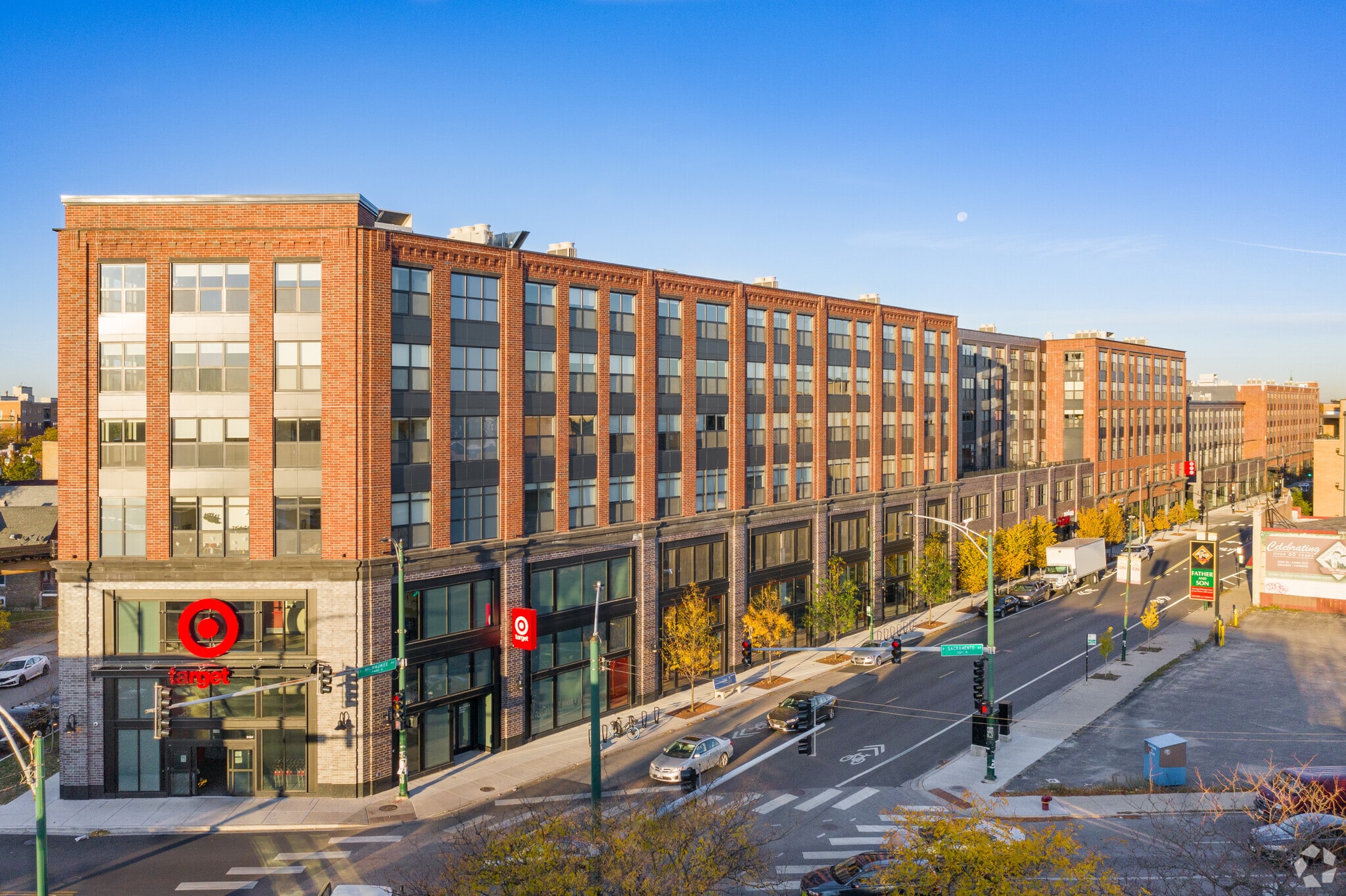 2522 N Milwaukee Ave, Chicago, IL for lease Building Photo- Image 1 of 5