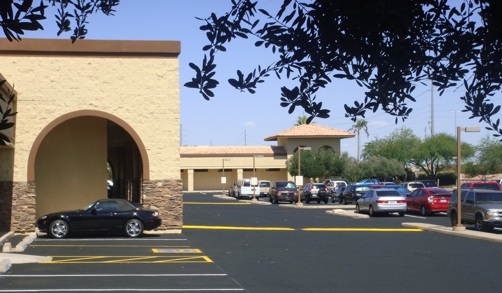 7400 W Olive Ave, Peoria, AZ for lease - Building Photo - Image 2 of 7