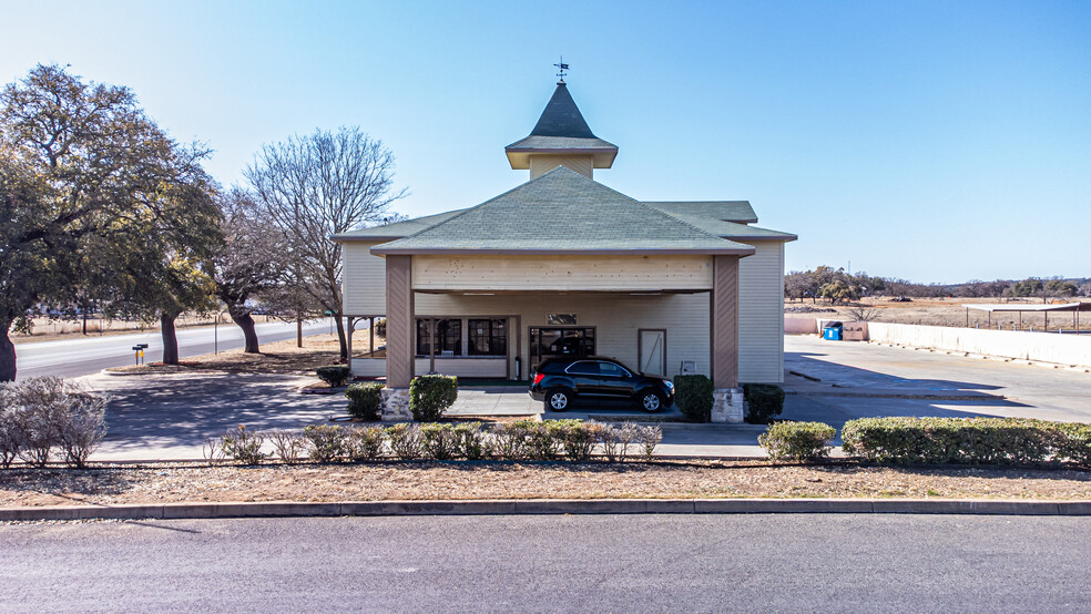 1220 N US Highway 87, Fredericksburg, TX for sale - Primary Photo - Image 1 of 1