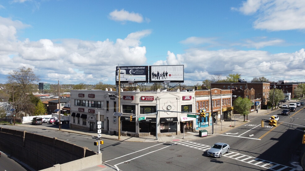 3 W Columbia Ave, Palisades Park, NJ for lease - Building Photo - Image 2 of 15