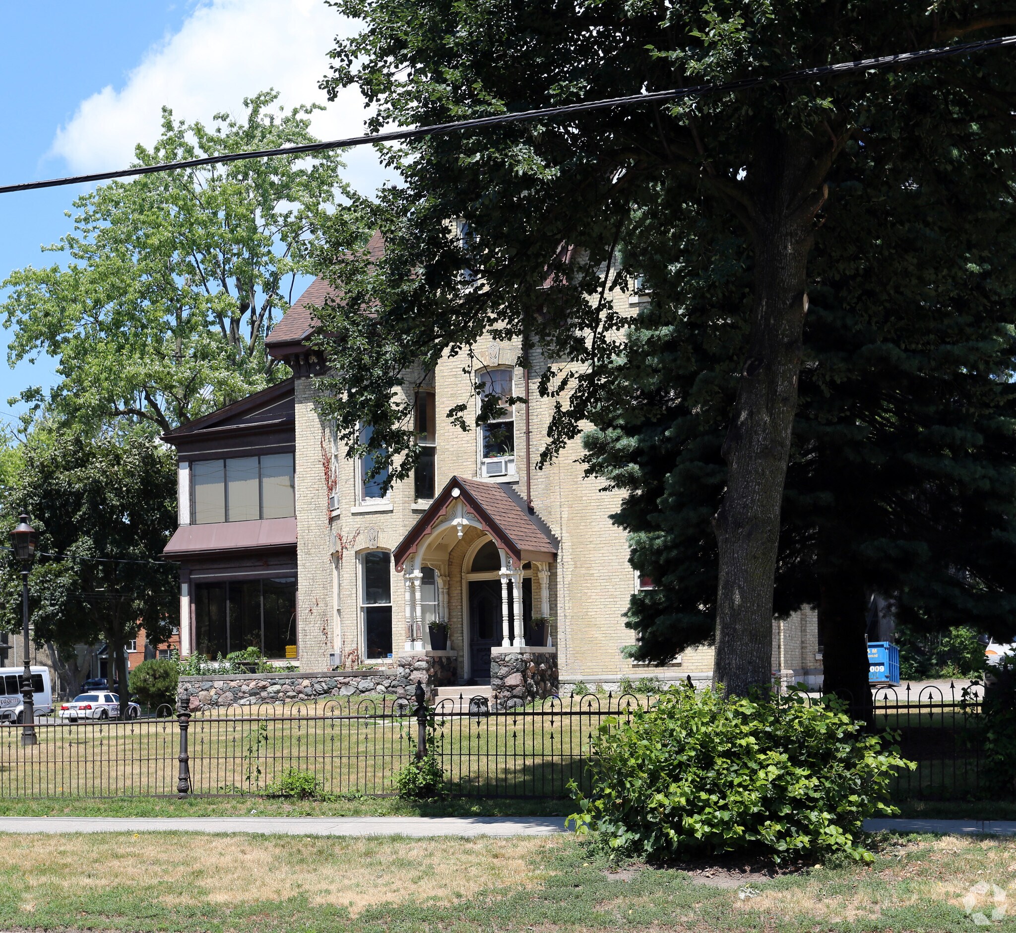 536 Queens Ave, London, ON for sale Building Photo- Image 1 of 1