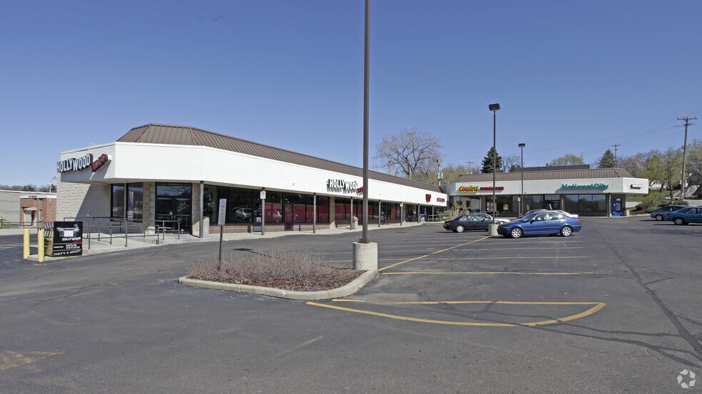 6810 W State St, Wauwatosa, WI 53213 | LoopNet