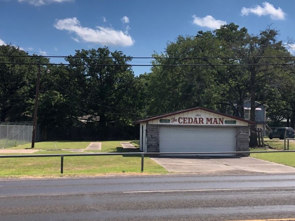 2917 N Texas Ave, Bryan, TX for sale Primary Photo- Image 1 of 1