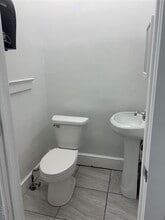 271 Broadway, Bethpage, NY for lease Interior Photo- Image 1 of 6