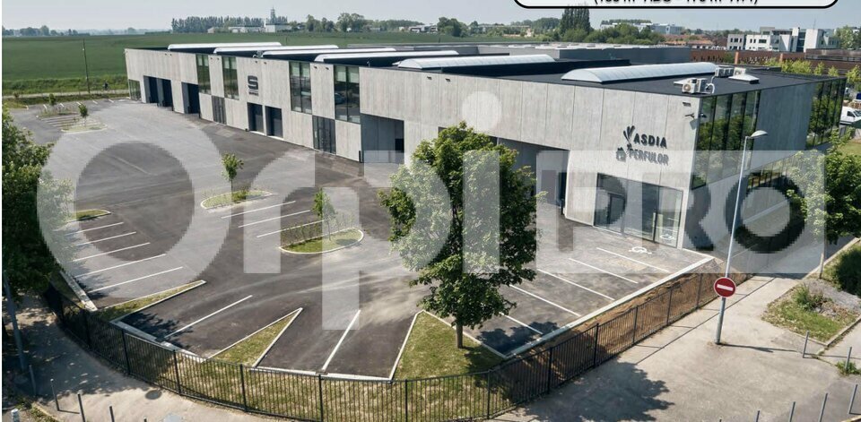 Industrial in Loos for lease Building Photo- Image 1 of 5
