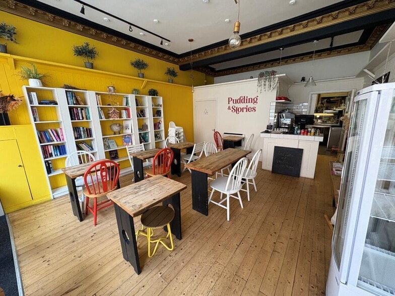 135 Comiston Rd, Edinburgh for lease - Building Photo - Image 3 of 6