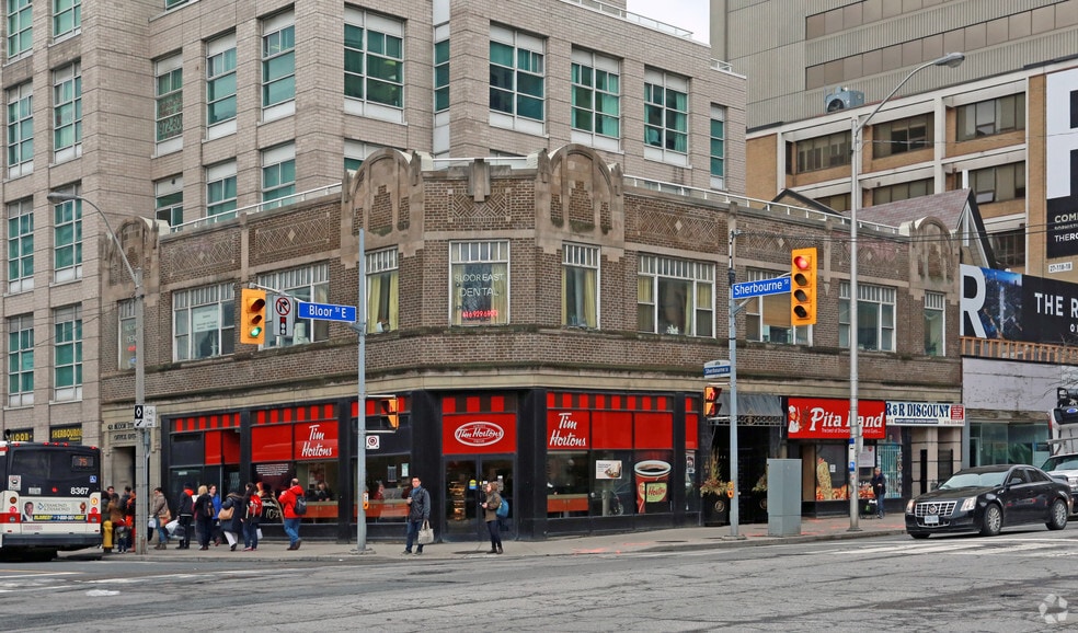 421 Bloor St E, Toronto, ON for sale - Building Photo - Image 2 of 18