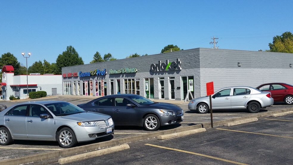 3106 Broadway St, Mount Vernon, IL, 62864 Retail Property For Sale