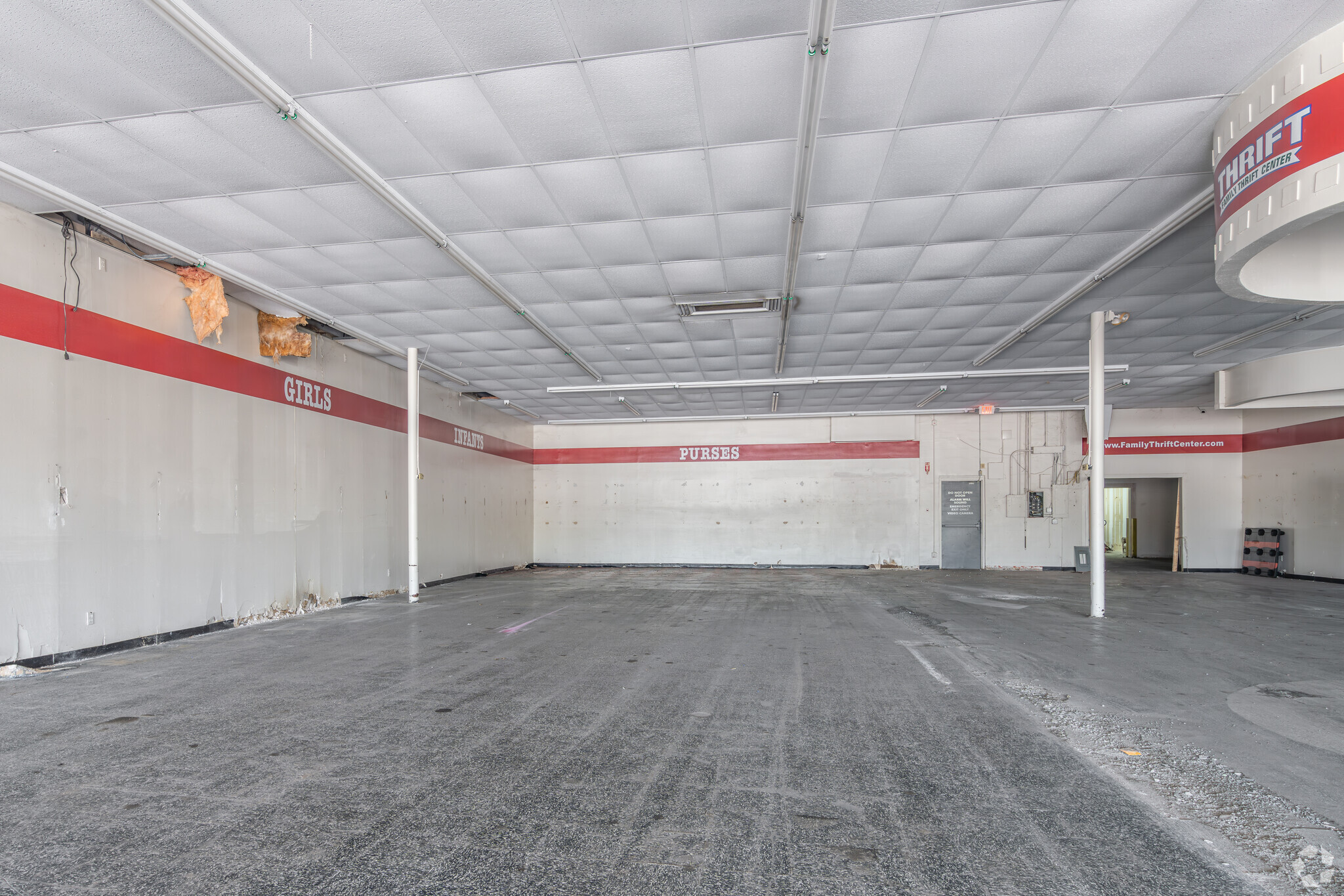 2211-2225 Southmore Ave, Pasadena, TX for lease Interior Photo- Image 1 of 7