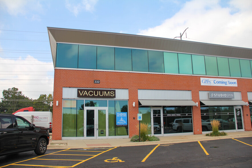 332 Skokie Valley Rd, Highland Park, IL for lease - Building Photo - Image 3 of 10