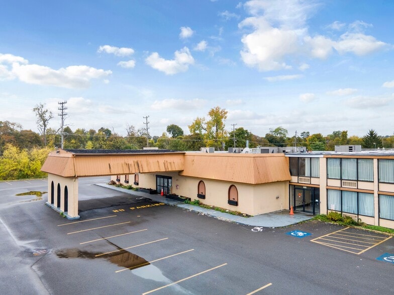 125 N Main St, Newark, NY for sale - Building Photo - Image 2 of 24