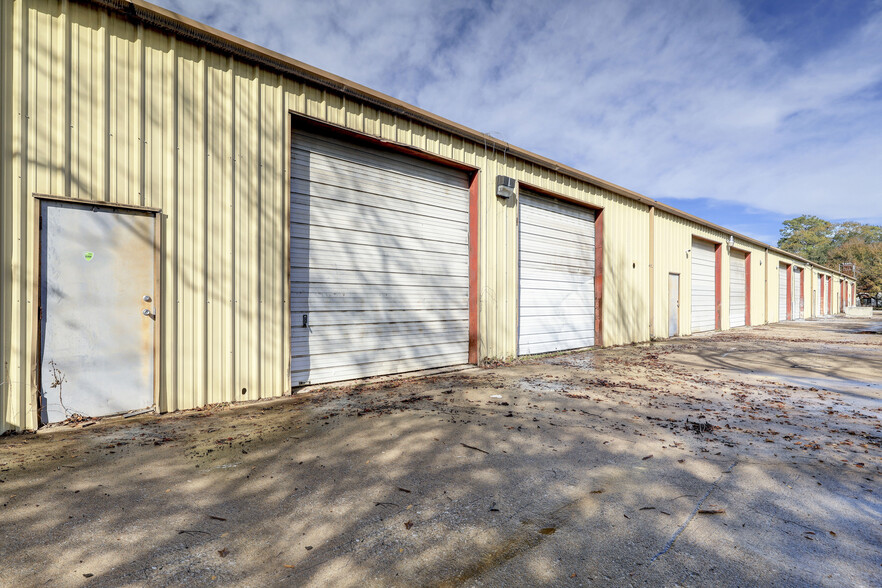 713 Lehman St, Houston, TX for lease - Building Photo - Image 2 of 2