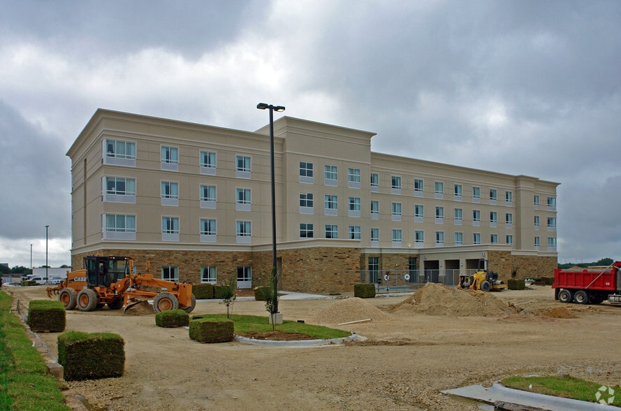 300 E Central Texas Expy, Killeen, TX for sale - Building Photo - Image 3 of 34