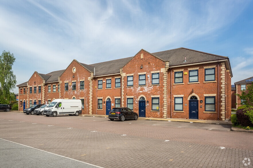Rudheath Way, Rudheath for sale - Primary Photo - Image 1 of 4