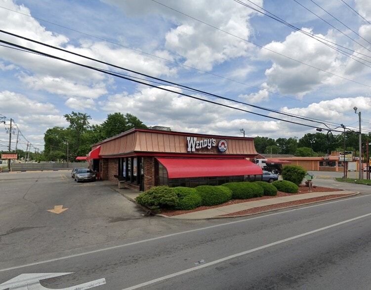 5101 Preston Hwy, Louisville, KY for lease - Building Photo - Image 2 of 5