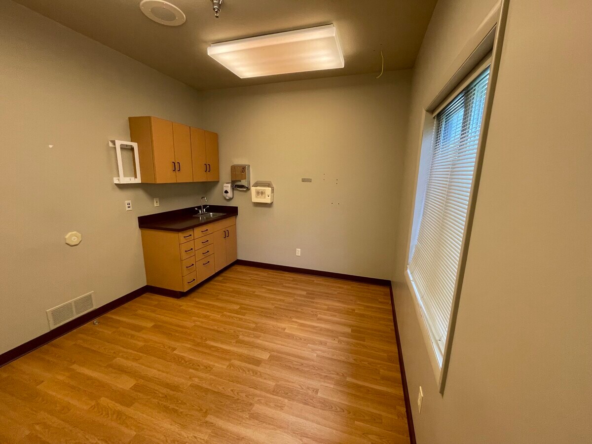 700 Walden Pl, Aurora, OH 44202 UH Walden Health Center