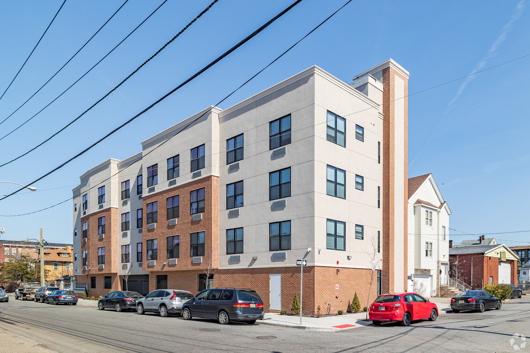 285 Fulton Pl, Paterson, NJ for sale Primary Photo- Image 1 of 6