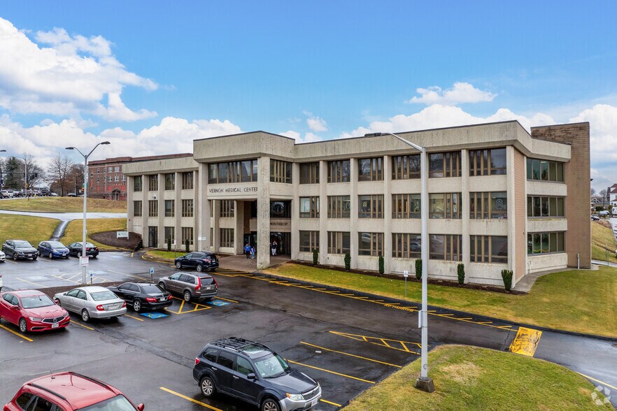 10 Winthrop St, Worcester, MA for sale - Primary Photo - Image 1 of 1