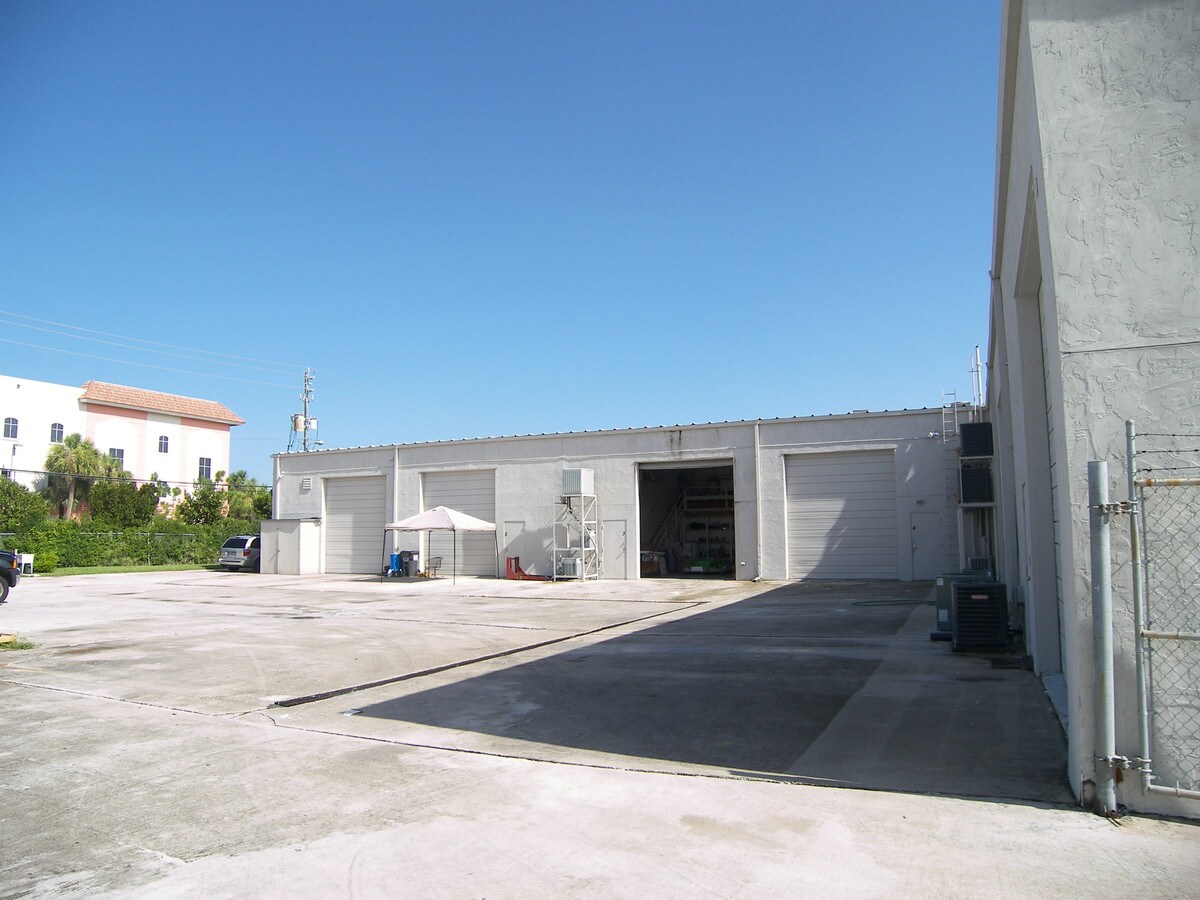 View Photo
