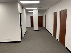 800 E Northwest Hwy, Palatine, IL for lease Interior Photo- Image 2 of 6