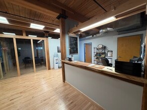 168 Center St, Southington, CT for lease Interior Photo- Image 2 of 9