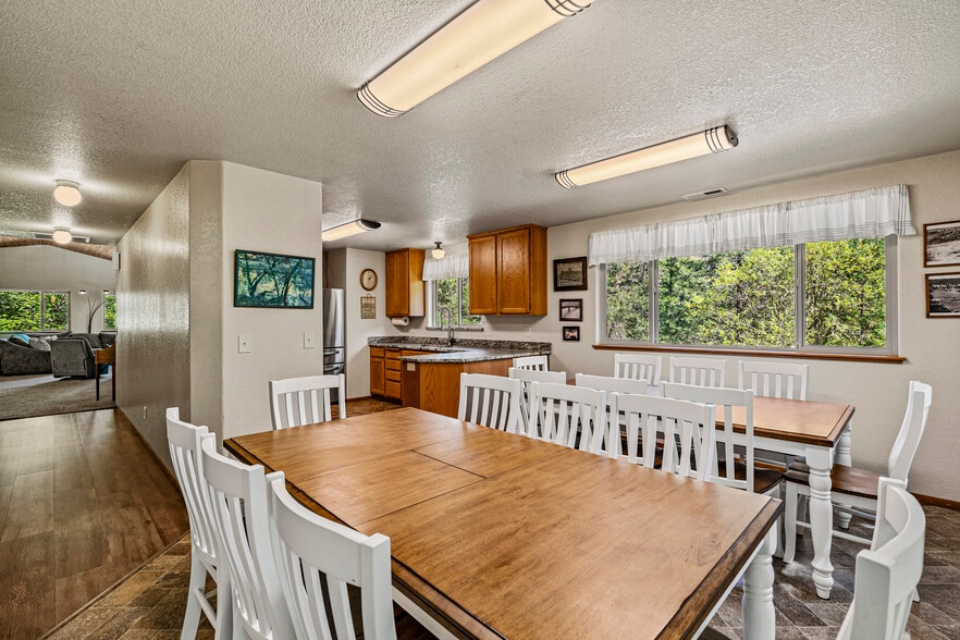 11744 Galice Rd, Merlin, OR for sale - Building Photo - Image 3 of 74