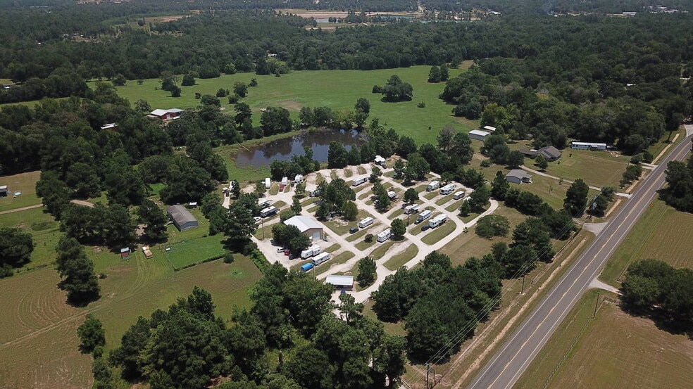 9510 S Williams Rd, Conroe, TX for sale - Primary Photo - Image 1 of 1