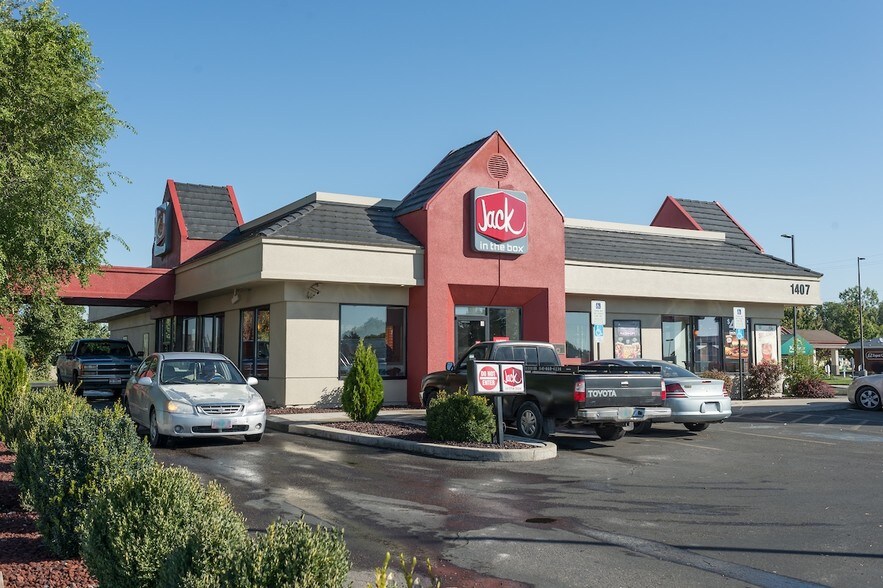 1407 SW 4th Ave, Ontario, OR for sale - Building Photo - Image 1 of 1