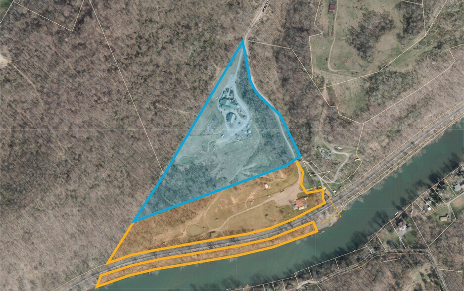 1602 Tulip Ln, Fairmont, WV for sale - Building Photo - Image 1 of 1