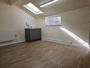 53 High St, Buxton for lease Interior Photo- Image 1 of 5