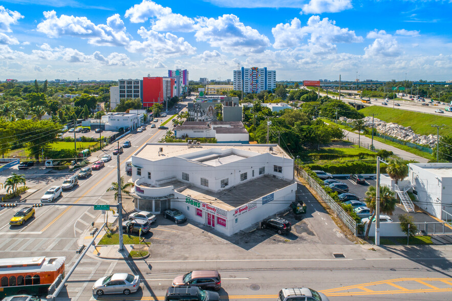 203 NW 36th St, Miami, FL for lease - Building Photo - Image 2 of 15