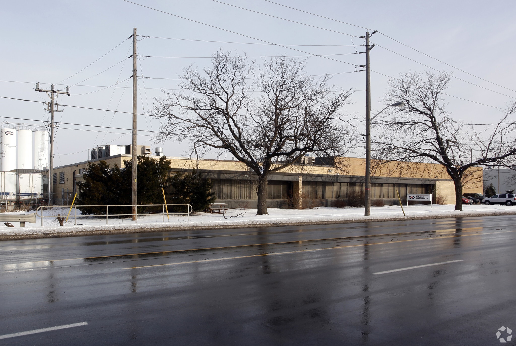 100 N Queen St, Toronto, ON for lease Primary Photo- Image 1 of 3