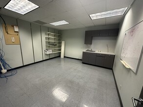 3030 Lyndon B Johnson Fwy, Dallas, TX for lease Interior Photo- Image 2 of 3