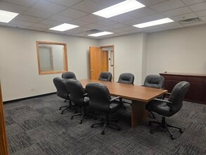 8200 W 185th St, Tinley Park, IL for lease Interior Photo- Image 2 of 7