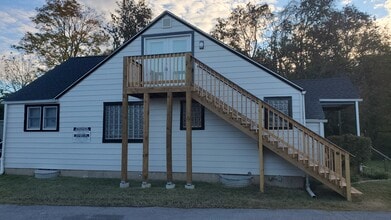 2 Oakway Rd, Timonium, MD for lease Building Photo- Image 1 of 20