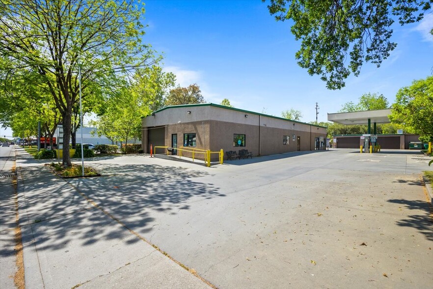 1625 Mangrove Ave, Chico, CA for lease - Building Photo - Image 2 of 9