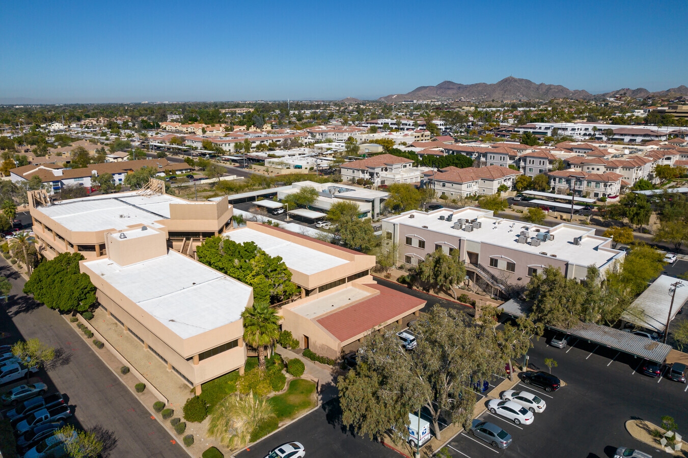 7330 N 16th St, Phoenix, AZ 85020 - The Courtyard | LoopNet