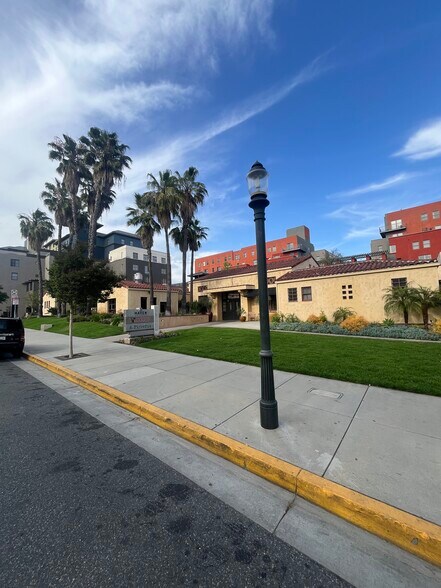 260 S Raymond Ave, Pasadena, CA for lease - Building Photo - Image 3 of 4