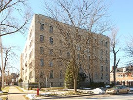 New Amador Apartments - Parking Garage